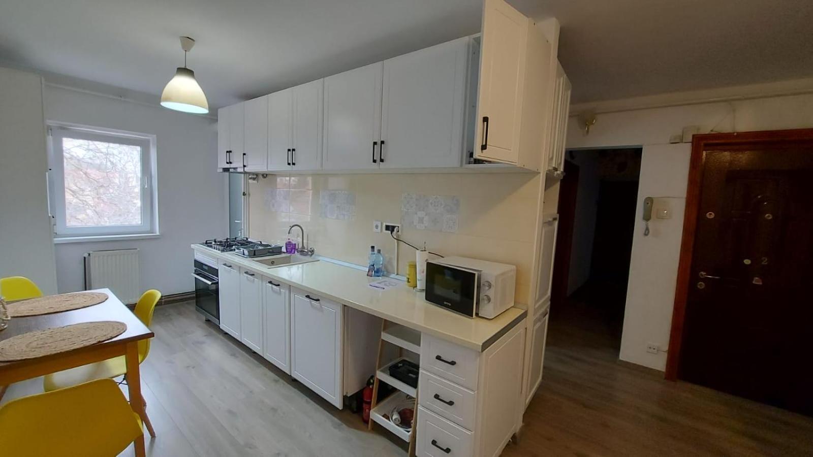 Apartament Spatios In Brasov Exterior photo