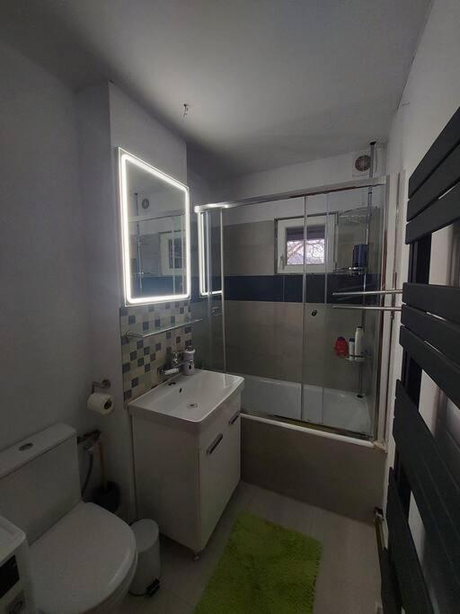 Apartament Spatios In Brasov Exterior photo